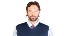 Στράτος Χατζηηλίας: Ο ηθοποιός που δουλεύει ντελίβερι για να τα βγάζει πέρα