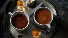 Zεστή σοκολάτα με πορτοκάλι και ρούμι