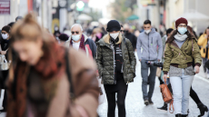 Κορωνοϊός - Παυλάκης: Τα δύσκολα δεν είναι πίσω μας - Κίνδυνος να κορυφωθούν οι θάνατοι τον Απρίλιο