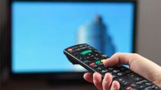 Έρευνα: Κινδυνεύουν από θρόμβωση όσοι βλέπουν πολύ τηλεόραση