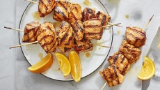 Μαγειρεύουμε με πορτοκάλι: 2 σαλάτες και 1 κυρίως πιάτο για ελαφρύ γεύμα 