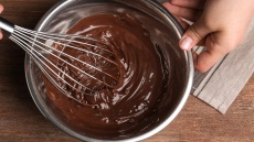 5 βασικές συμβουλές για να γίνετε expert στο λιώσιμο της σοκολάτας