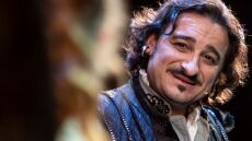 Βασίλης Χαραλαμπόπουλος: «Η ευτυχία είναι παντού, αρκεί να την κατανοήσεις»