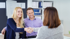 Θέλετε να αλλάξετε ασφαλιστική εταιρία; Έτσι θα γλιτώσετε τις αναμονές