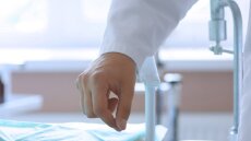 Ρόδος: Ελεύθερος μέχρι τη δίκη στο Εφετείο ο 70χρονος γυναικολόγος που είχε καταδικαστεί για ασέλγεια και βιασμό 21 ασθενών