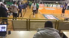 Βόλεϊ λιγκ: Μισή ώρα καθυστέρηση στην έναρξη του ντέρμπι ΠΑΟ-ΠΑΟΚ λόγω υπεράριθμων θεατών