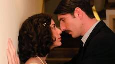 H Πηνελόπη από τις Άγριες Μέλισσες αποκαλύπτει: «Έφαγα πολύ βρίσιμο για τη σχέση μου με τον Μελέτη»