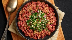 Γρήγορο μαγειρευτό με κόκκινα φασόλια και μόλις 200 θερμίδες