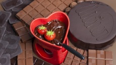 5 εύκολα γλυκά των 2 υλικών για του Αγίου Βαλεντίνου