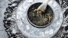 Το ελληνικό χαβιάρι που ταξιδεύει σε όλον τον κόσμο παράγεται στην Άρτα
