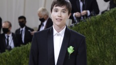 Έλιοτ Πέιτζ: Ο ηθοποιός ετοιμάζει βιβλίο με τα απομνημονεύματά του