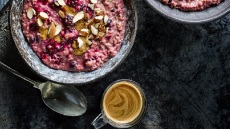 3 προτάσεις για εύκολο και υγιεινό πρωινό