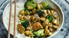 Γιαπωνέζικo κοτόπουλο με κάρι