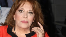 Μαίρη Χρονοπούλου: Τραγούδησε το «Έκλαψα χθες» μετά από 55 χρόνια