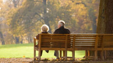 Συντάξεις Ιανουαρίου 2026: Πότε πληρώνονται και ποιες θα είναι οι αυξήσεις, δείτε παραδείγματα
