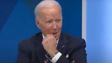 Κρίση στην Ουκρανία: Η αντίδραση του Μπάιντεν όταν ρωτήθηκε «αν έχει υποτιμήσει τον Πούτιν» - Βίντεο