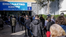 Κορωνοϊός: Ανοσία για πάνω από ένα χρόνο με τρεις δόσεις εμβολίου - Από αύριο τα ραντεβού για Novavax