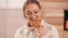 Έχουμε όντως ανάγκη να τρώμε περισσότερο τον χειμώνα; 