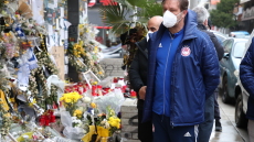  Αντιπροσωπεία του Ολυμπιακού στο σημείο που δολοφονήθηκε ο Άλκης - Δείτε φωτογραφίες 