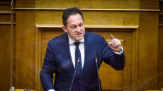 Πέτσας: Δίνουμε στις γυναίκες ισότιμη φωνή με σεβασμό στα ανθρώπινα δικαιώματα