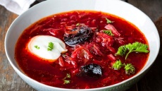 Μπορστ: Η σούπα από την Ουκρανία με μοσχάρι και παντζάρι