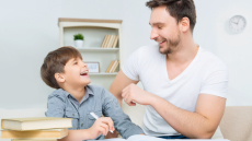 Βουλγαρία: Άδεια δύο μηνών σε κάθε πατέρα για την ανατροφή παιδιού κάτω των 8 ετών