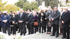 Δημήτρης Κοντομηνάς: Τρισάγιο φίλων και συνεργατών στο Α' Νεκροταφείο - Δείτε φωτογραφίες