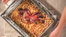 Ρεβιθάδα με χταπόδι