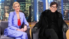 O Γρηγόρης Αρναούτογλου υποδέχεται στο «The 2Night Show» την Τζένη Θεωνά και τον Δημήτρη Παπάζογλου