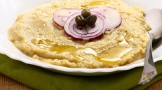 Φάβα, το θαυμαστό λαθούρι της ελληνικής κουζίνας