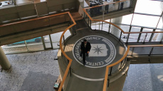 «The Bricklayer»: Μετέφερε το στρατηγείο της CIA στο... Δημαρχείο Θεσσαλονίκης - Δείτε βίντεο και φωτογραφίες