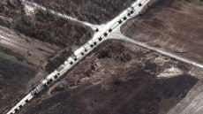 Πόλεμος στην Ουκρανία: Τι απέγινε η ρωσική φάλαγγα των 64 χιλιομέτρων; Την αναχαίτισαν επίλεκτοι Ουκρανοί με drones, λέει ο «Guardian»