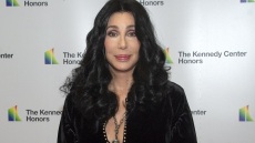 Η Σερ προσκαλεί Ουκρανούς πρόσφυγες να μείνουν στο σπίτι της