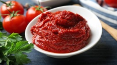 Κέτσαπ, πελτές ή πούλπα ντομάτας; Ξέρουμε να τα χρησιμοποιούμε σωστά;