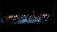 «Το Μοιρολόι της Παναγίας»: Ένας μεσαιωνικός θρήνος στο Μέγαρο Μουσικής Αθηνών