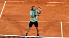   Monte Carlo Masters, Τσιτσιπάς - Φονίνι 2-0: Φανταστική πρεμιέρα - Δείτε βίντεο 