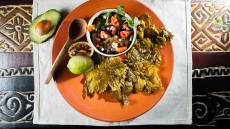 Vegan tacos με τορτίγιας απο αμπελόφυλλα