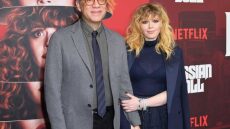 Νατάσα Λιόν: Η πρωταγωνίστρια του «Russian Doll» χώρισε με τον σύντροφό της για μία... πισίνα