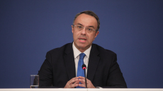 «Παράθυρο» Σταϊκούρα για νέα επιταγή ακρίβειας και επιδότηση του Diesel
