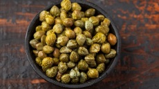 Πώς να ξαλμυρίσετε την κάππαρη