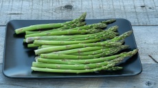 Τα λάθη που κάνουμε όλοι όταν χρησιμοποιούμε τα σπαράγγια σε συνταγές