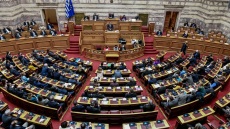 Στη Βουλή κατατέθηκε η Αμυντική Συμφωνία Ελλάδας - ΗΠΑ
