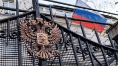 Ρωσική πρεσβεία στην Αθήνα: ΜΜΕ και πολιτικοί να σταματήσουν την υστερία περί χημικών όπλων