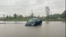 Καναδάς: Οκτώ νεκροί, 300.000 νοικοκυριά χωρίς ρεύμα εξαιτίας του κύματος κακοκαιρίας