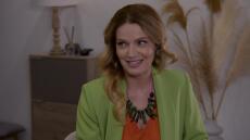 Στο «Άσε μας ρε μαμά» η Ρωξάνη παραδέχεται στην Έλλη ότι είναι ακόμα ερωτευμένη με τον Δημήτρη