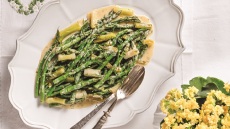 Άγρια σπαράγγια φρικασέ