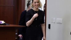 Άμπερ Χερντ: Το Twitter την καταδίκασε για το «φόρεμα κηδείας»