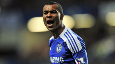 Άσλεϊ Κόουλ: Αγόρασε σκύλο αξίας 23.300 ευρώ για να προστατέψει την οικογένεια του 