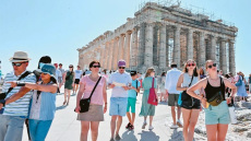 Τράπεζα της Ελλάδος: Πάνω από 8,5 εκατ. τουρίστες στο α’ πεντάμηνο του έτους