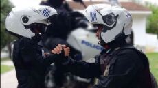 Γιορτή του Πατέρα 2022: Με απόσπασμα από «Το Εκκρεμές του Φουκώ» το μήνυμα της ΕΛ.ΑΣ.